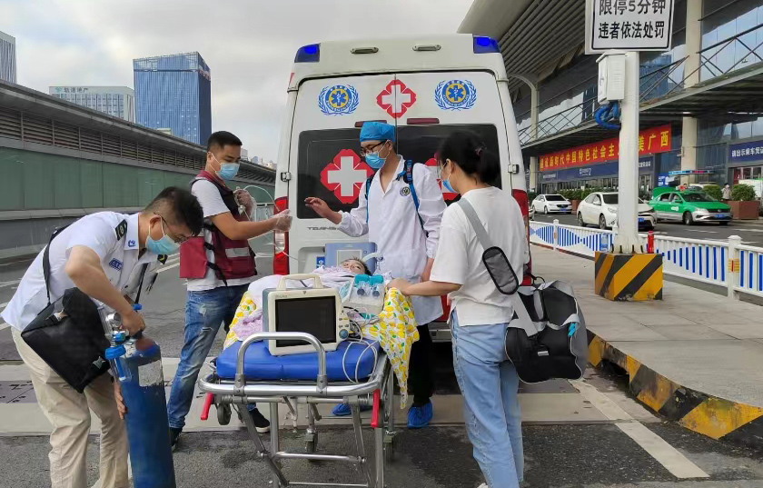 云县救护车出租公司